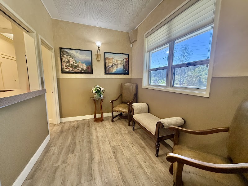 Orinda Dentist - Virginia H. Ellis DDS Dental Corp photo 3