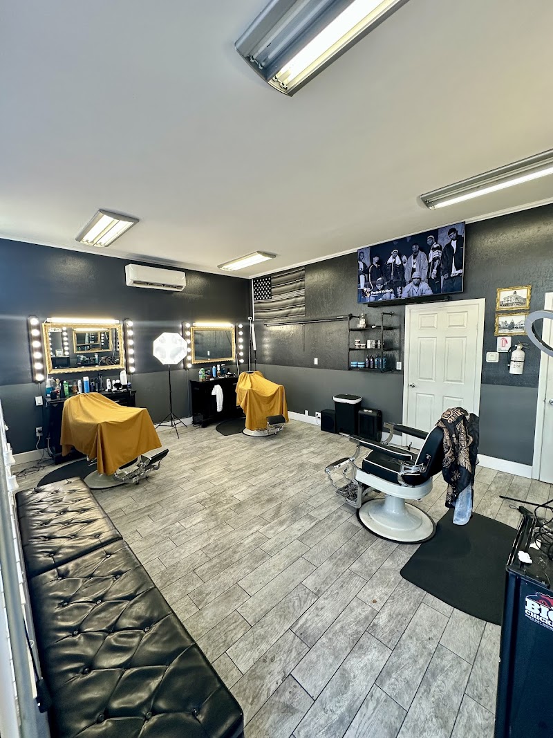 Authentic’s Barber Shop 2 Petaluma photo 2