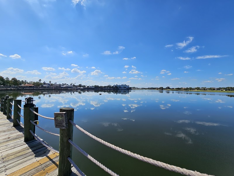 Lake Sumter Landing photo 2