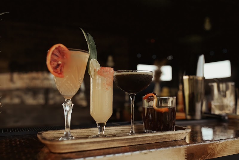 The Pretty Penny Mobile Bar photo 4