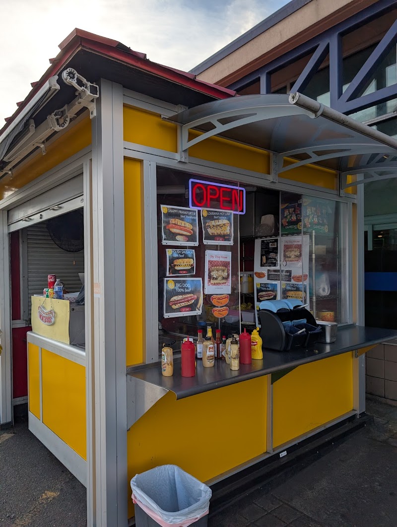 Oly Dog House photo 4