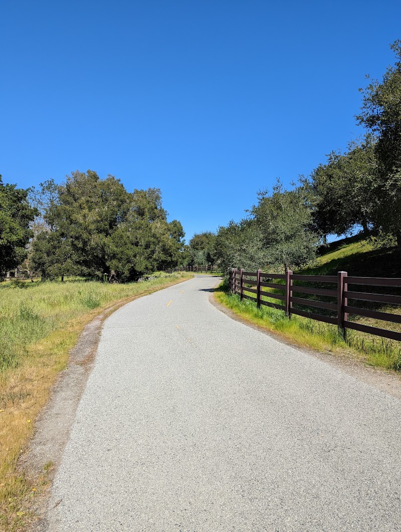 Stanford Siebel Varsity Golf Training Complex photo 3