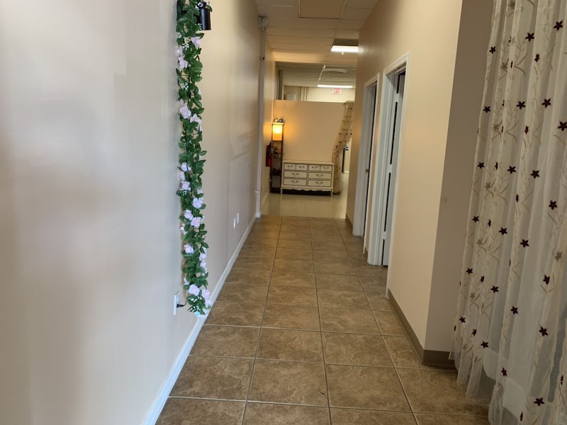Pure Massage & Foot Spa photo 5