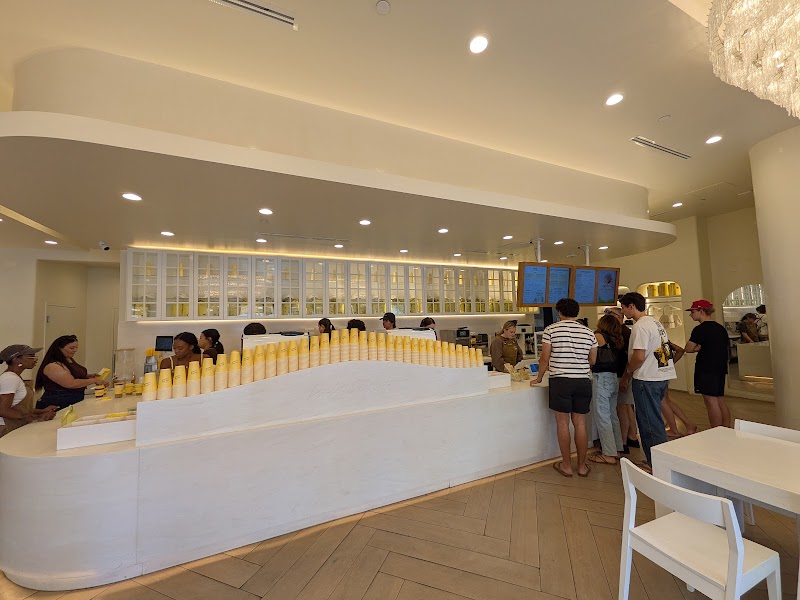 Kierland Commons photo 2