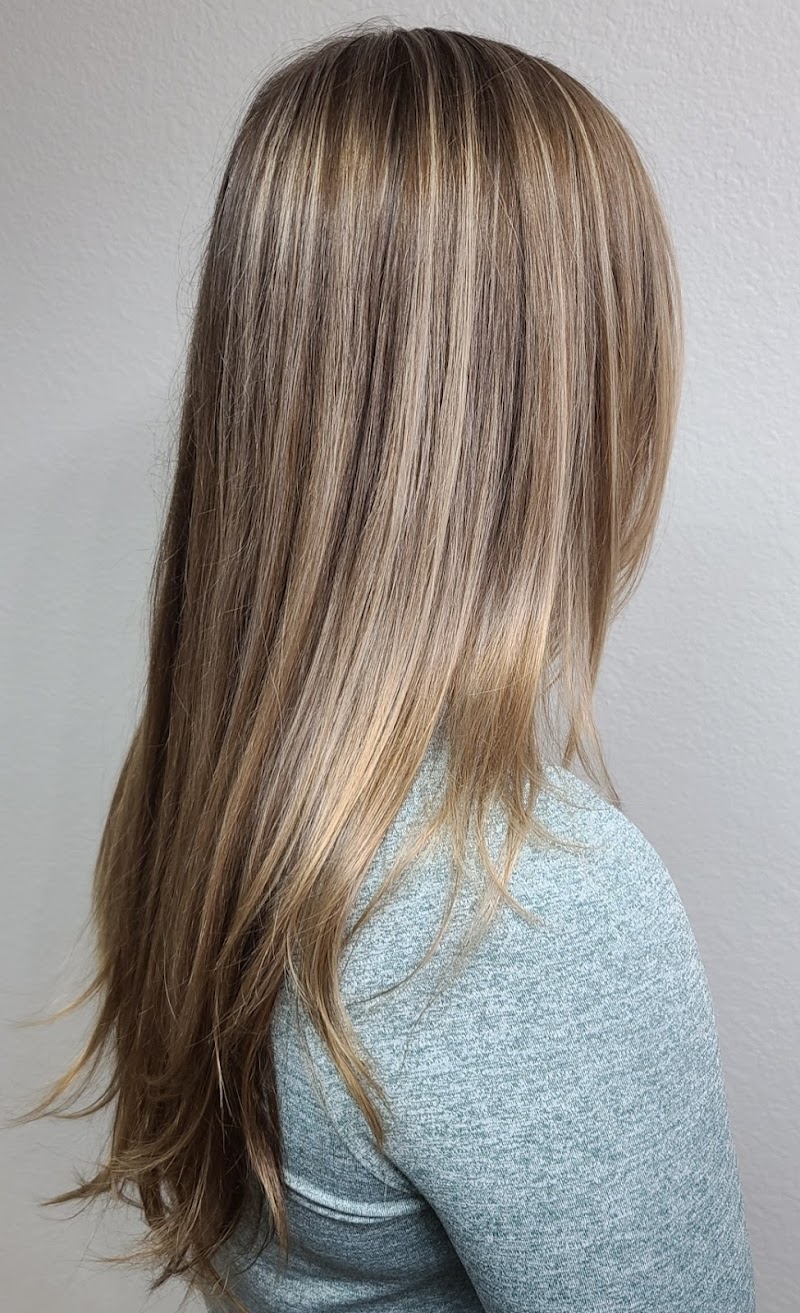 Vixen Hair Salon & Boutique photo 3