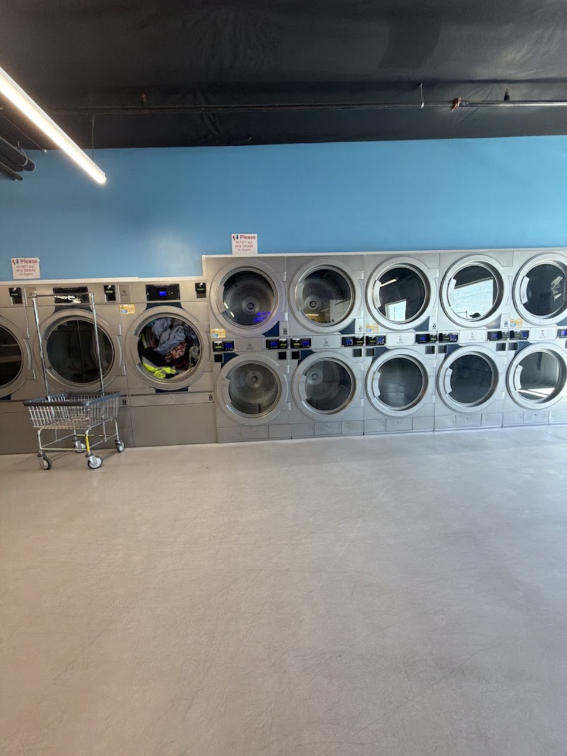 Scrubbie's Laundromat photo 5