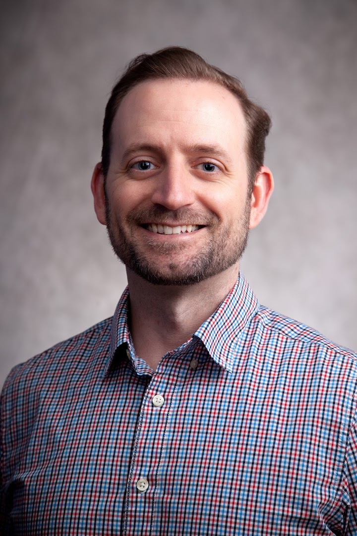 Photo of Dr. Matthew R. Robinson