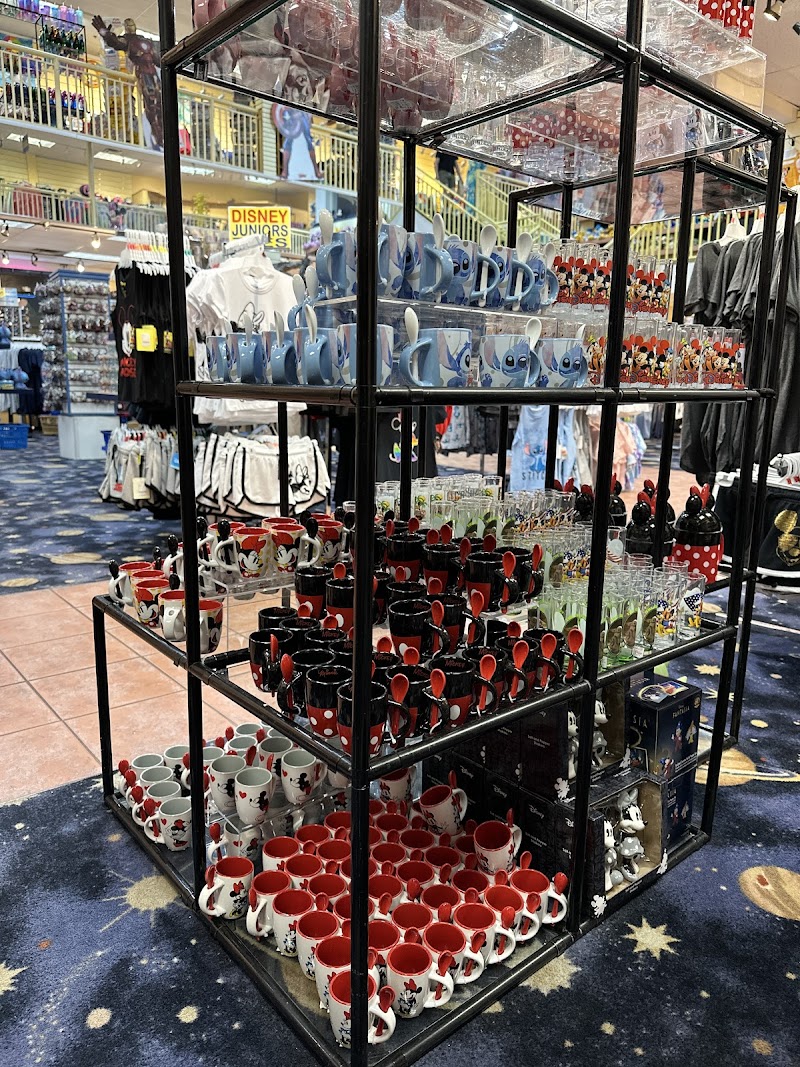 Shuttle Gift Shop photo 5