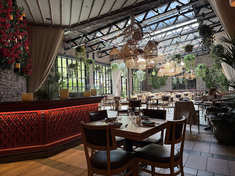 Lotus of Siam - Red Rock photo 2