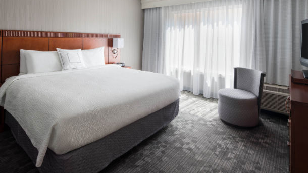 Courtyard by Marriott San Mateo Foster City photo 5