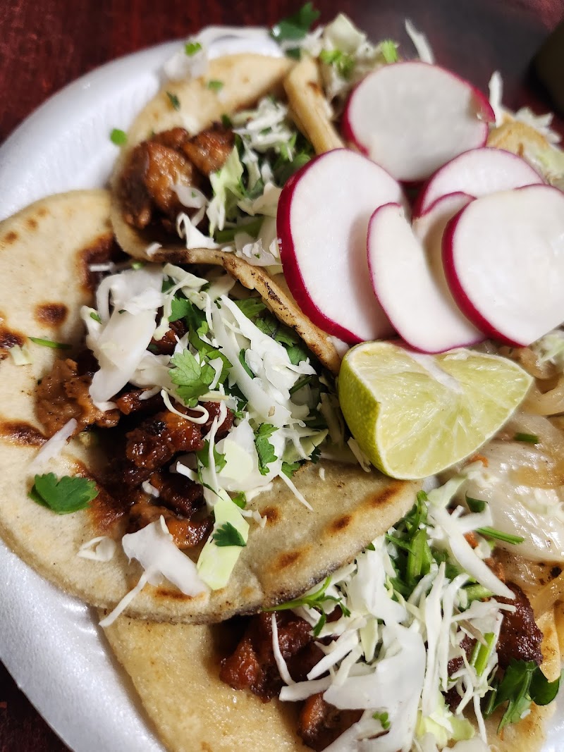 Taqueria Los Compadres photo 2