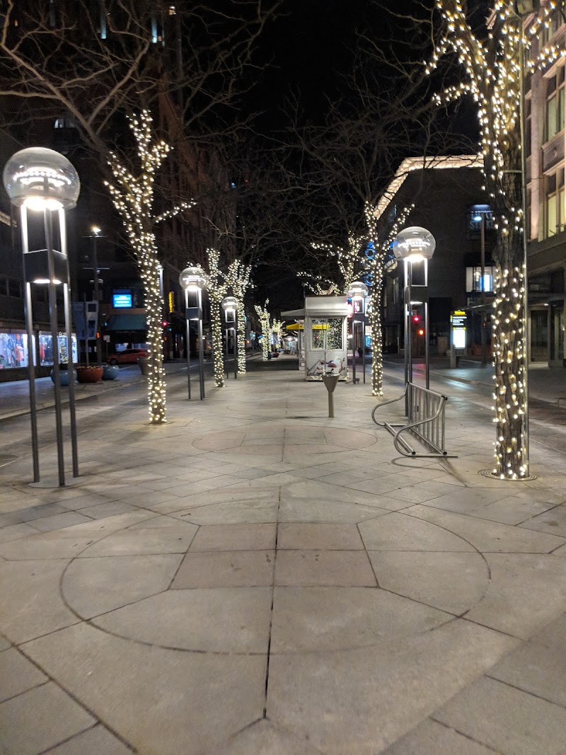 16th & Stout Station photo 3