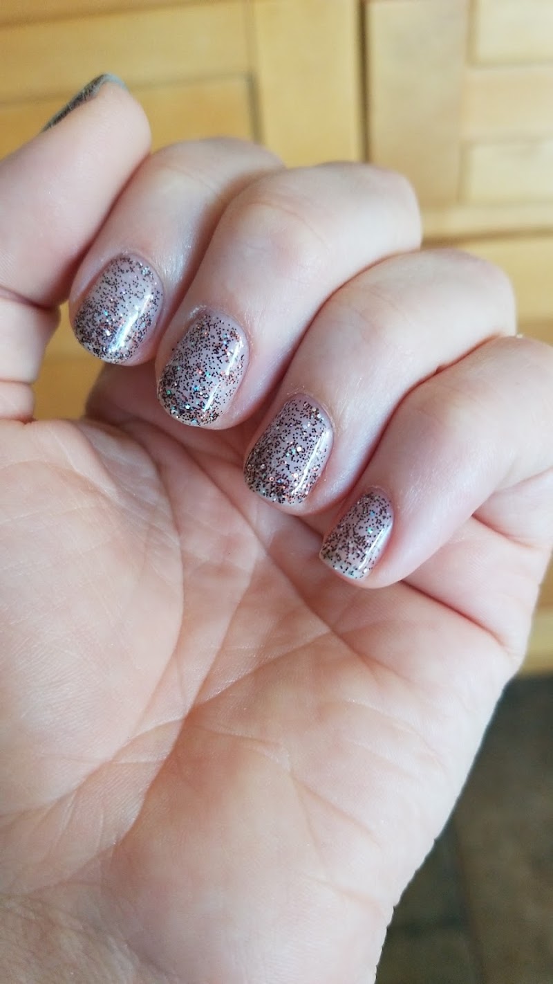 M T Nail Salon photo 3