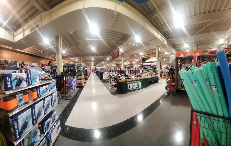 DICK'S Sporting Goods photo 3