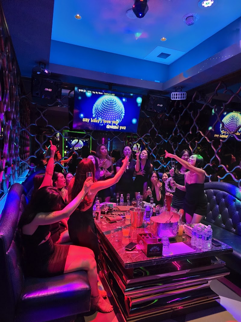 Feel Karaoke photo 3