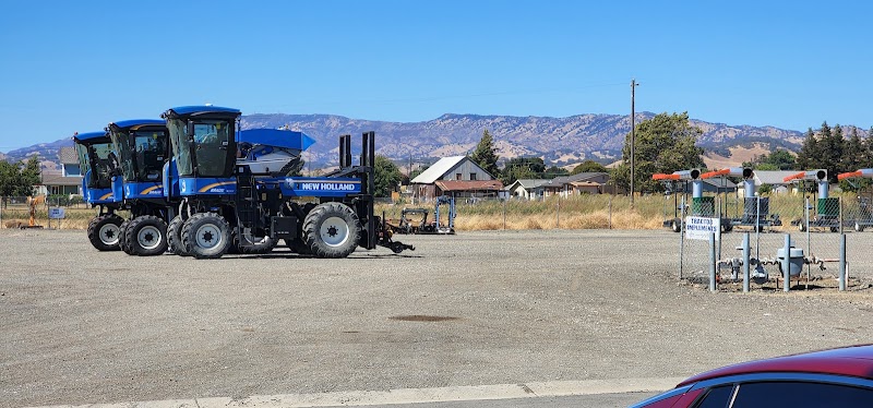 Garton Tractor, Inc. - Fairfield photo 4