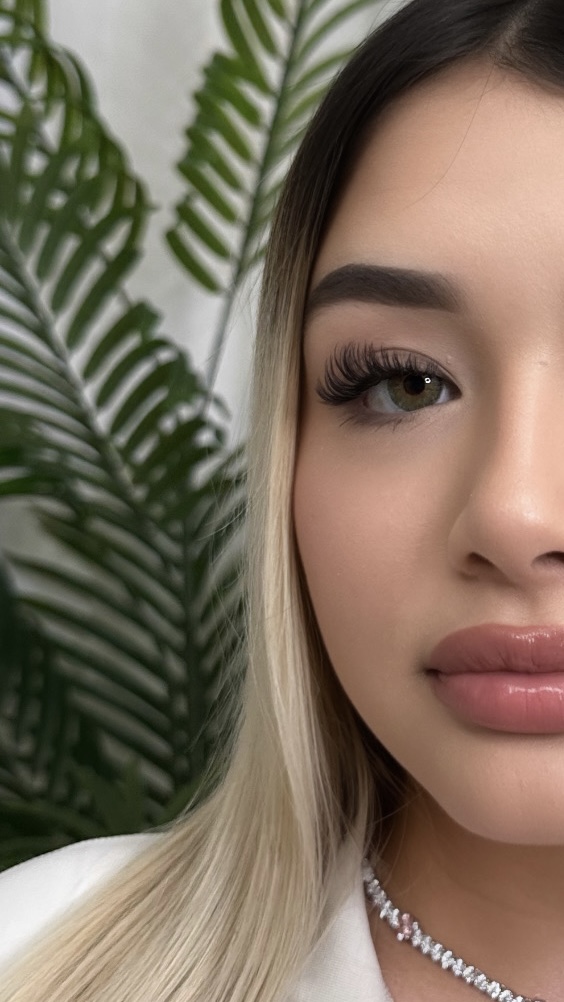 Luxury Lash Extensions & More by DASHEDBYV photo 3