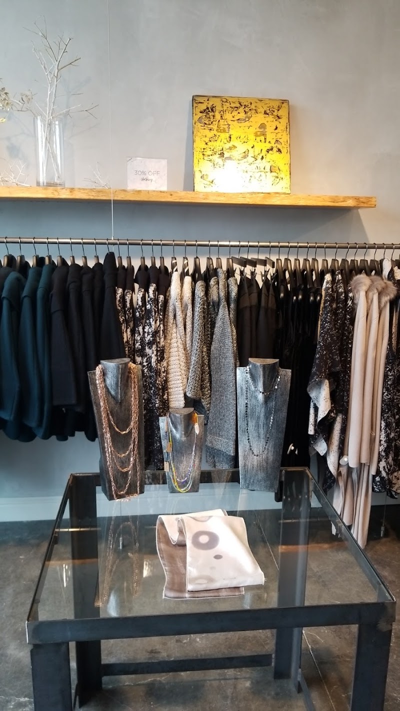 Stella Carakasi Designer Outlet photo 5