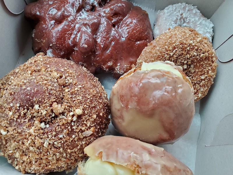 Daily Donuts photo 4