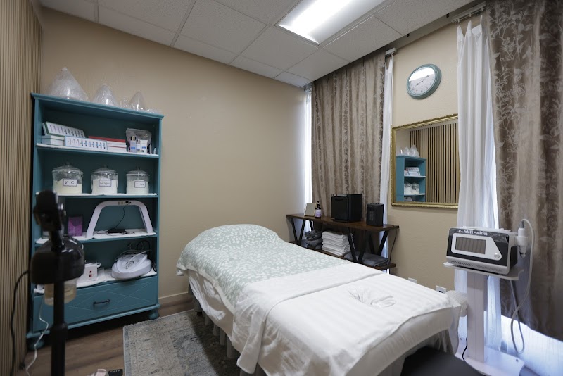 Advance healing Clinic photo 2