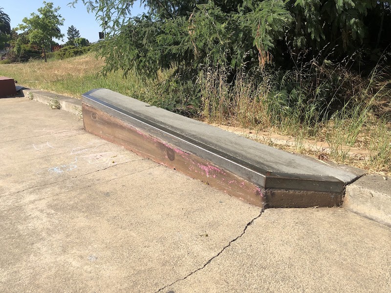 Sonoma skatepark photo 2
