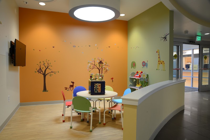 Chinese Hospital Outpatient Center photo 4