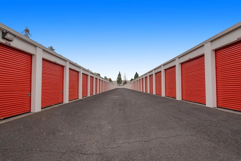 Public Storage photo 2