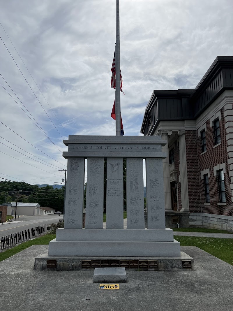 Campbell County Courthouse photo 2
