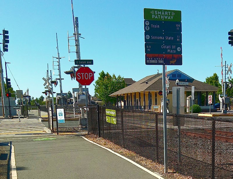 Cotati photo 2
