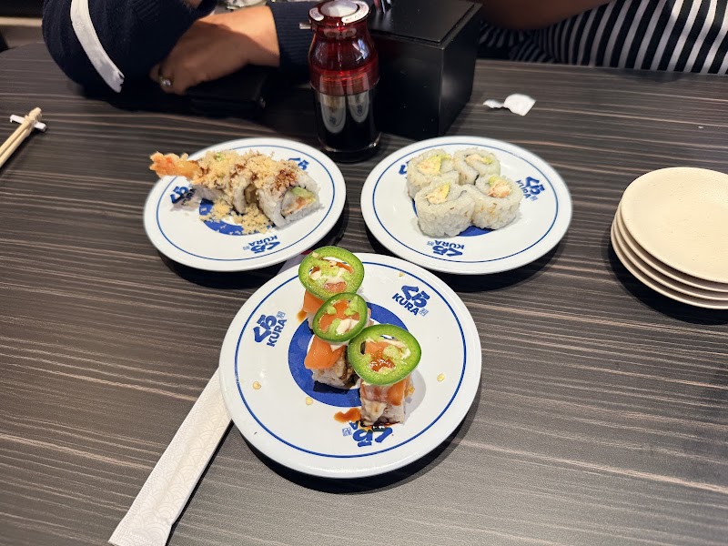 Kura Revolving Sushi Bar photo 2