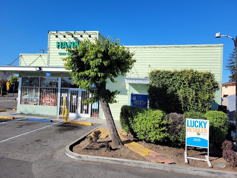 Photo of Hank's Liquor