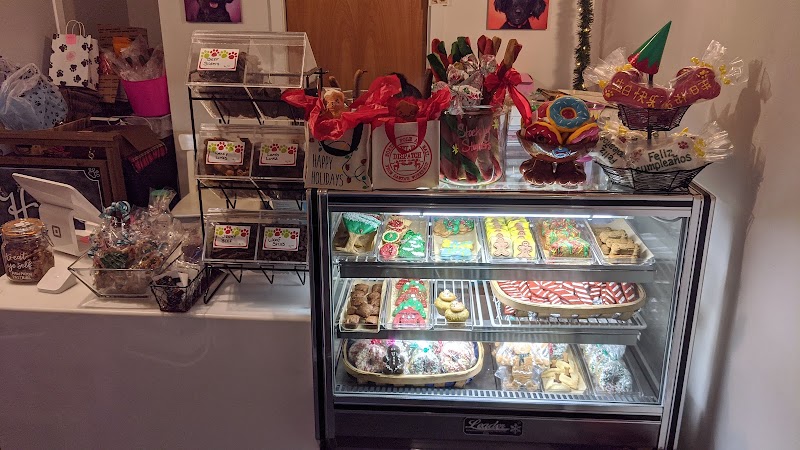 Paw Patch Pastries & Pet Boutique photo 2