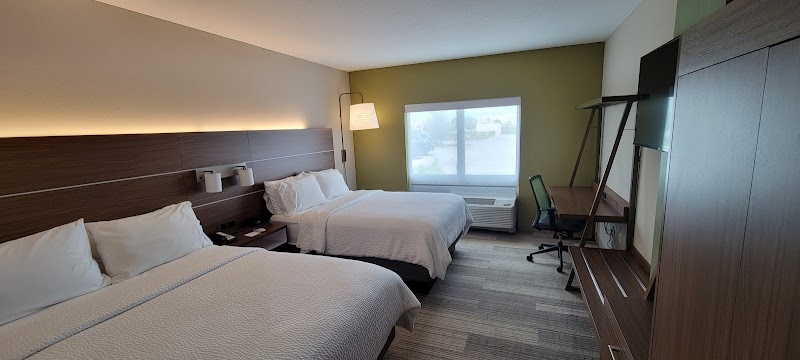 Holiday Inn Express & Suites Trinity by IHG photo 2
