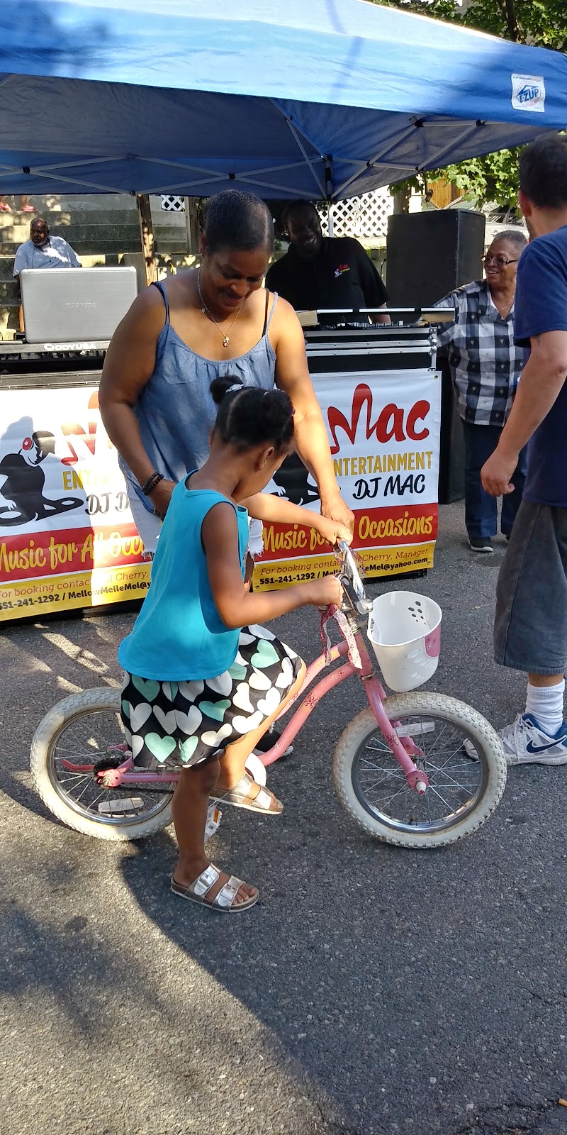 Newark Bicycle Shop photo 4
