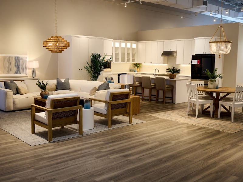 CITY HOME photo 2