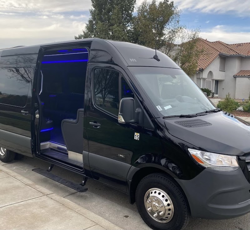 ROYAL DIAMOND BAY AREA LIMOUSINE INC photo 2