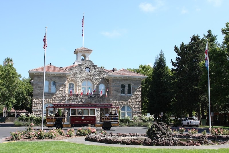 Sonoma Valley Wine Trolley photo 5