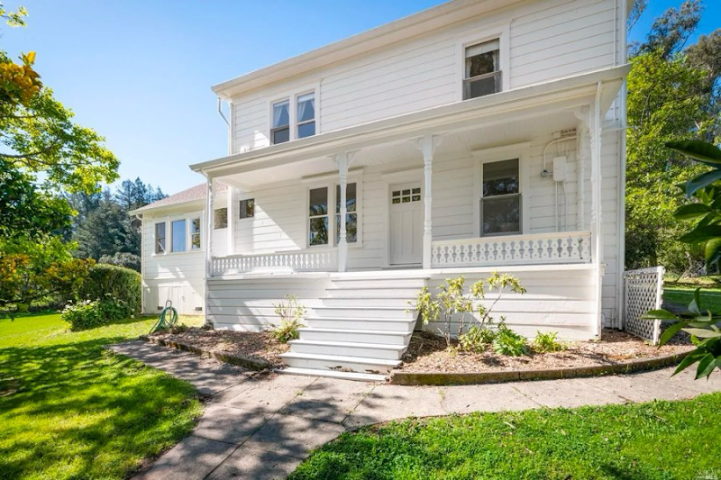 Photo of The Enos Farmhouse Vacation Rental