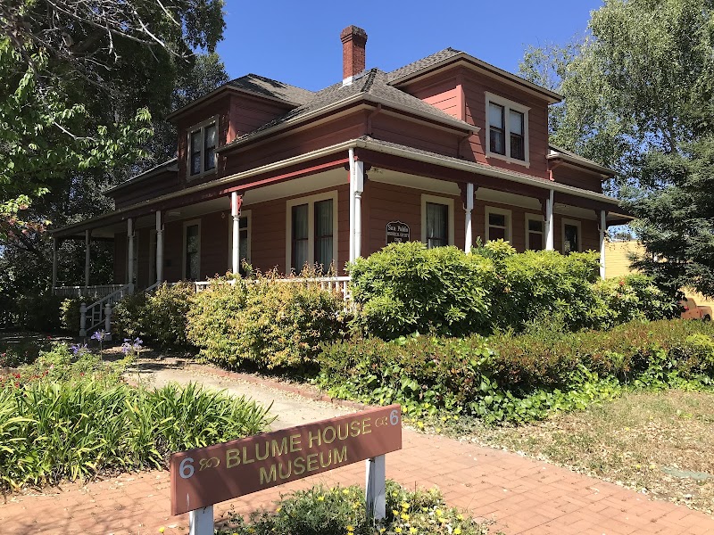 Photo of Blume House