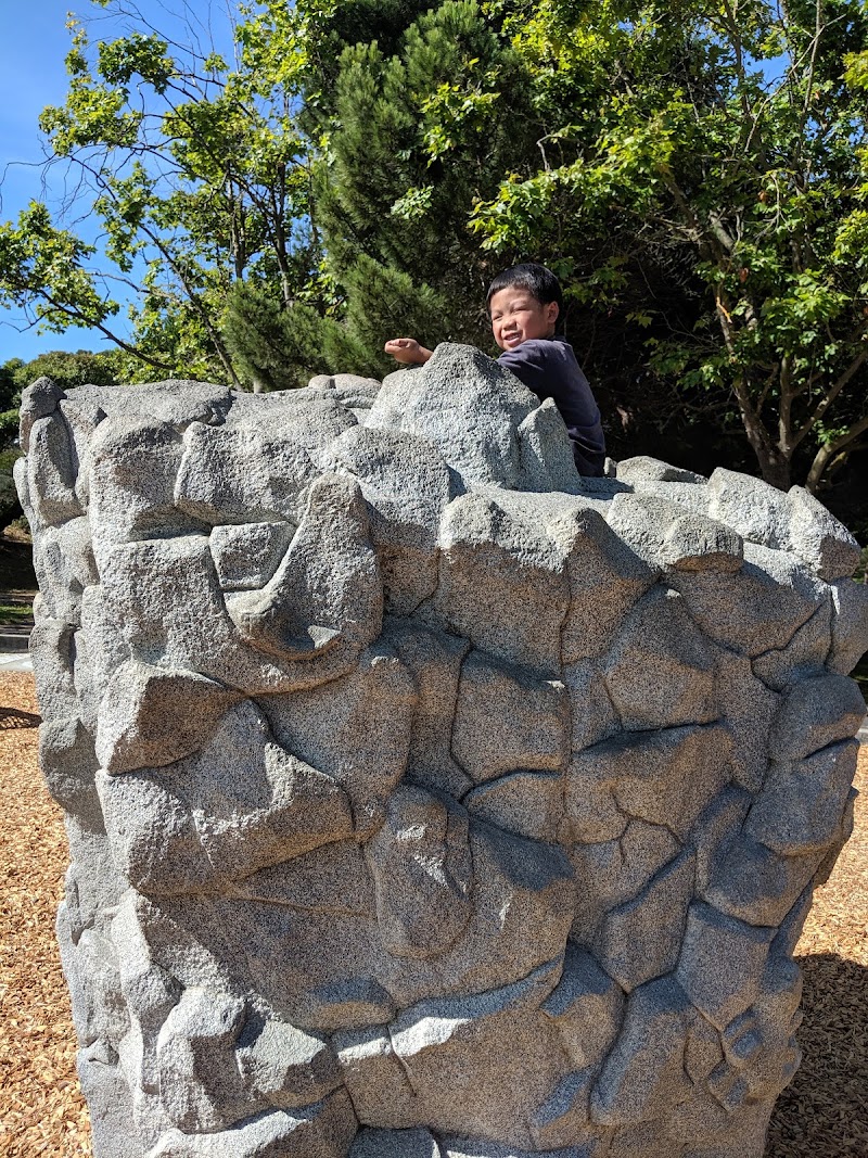 Commodore Park photo 5