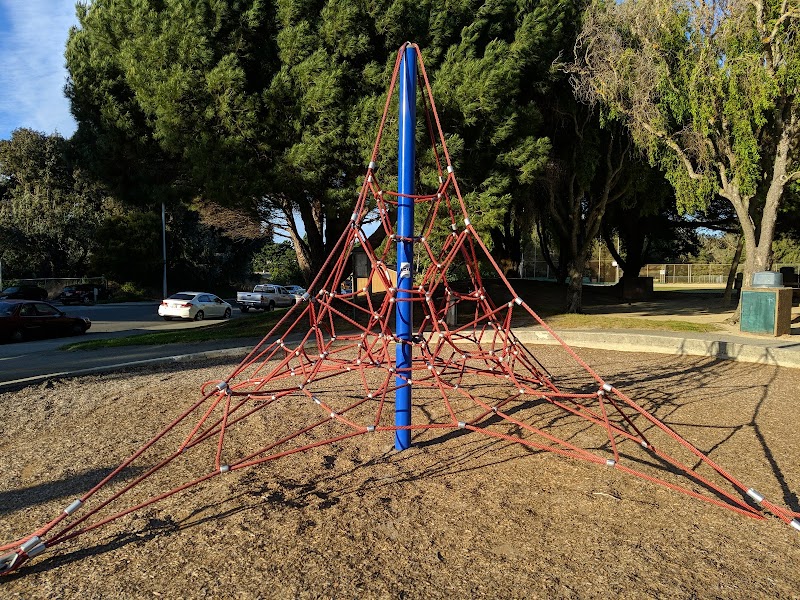Commodore Park photo 4