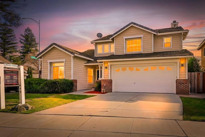 Eddie Oberoi, Realtor in Siilcon Valley / INTERO photo 3