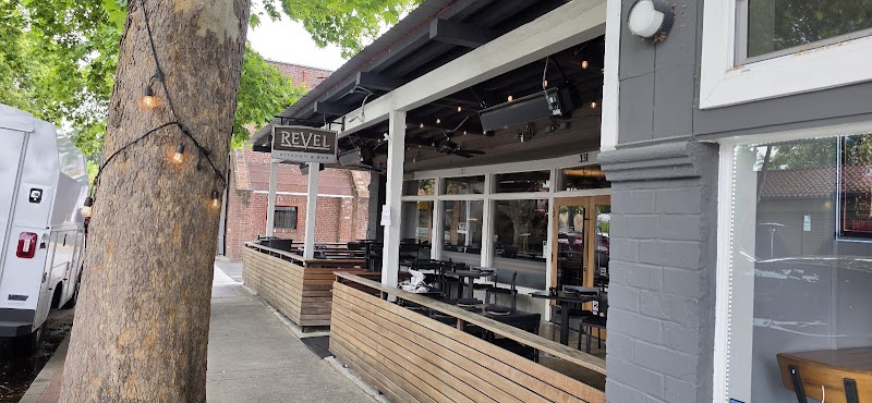 Revel Kitchen & Bar photo 5