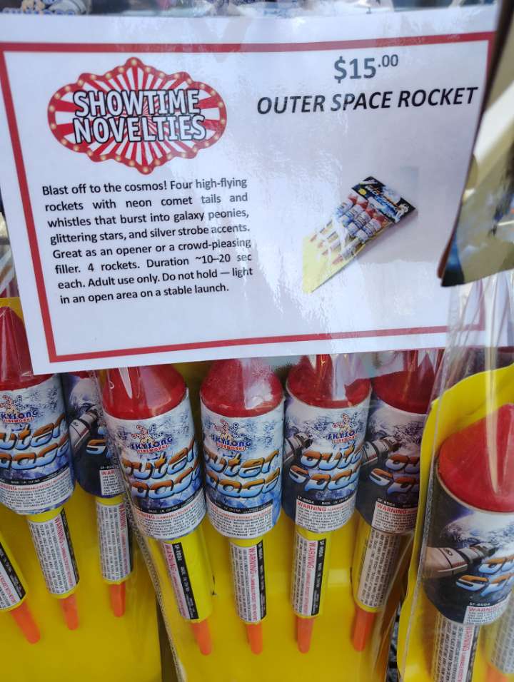 Showtime firework store photo 5