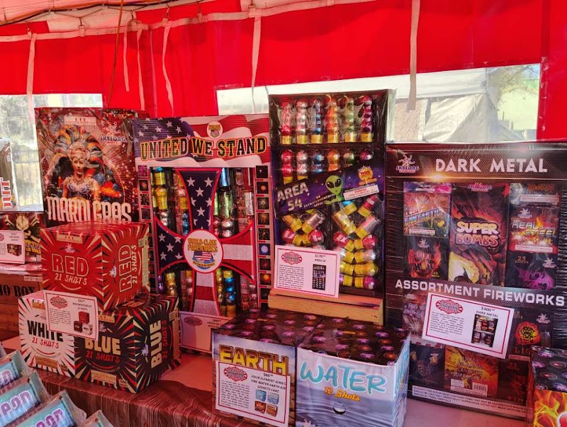Showtime firework store photo 2