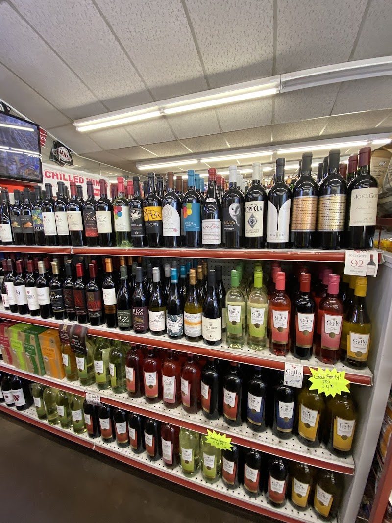 Easy Mart Liquor & Food photo 5