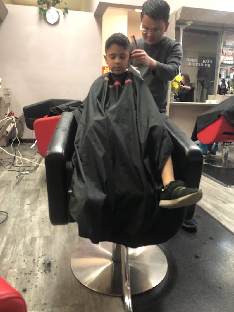 Le Cuts Salon photo 5