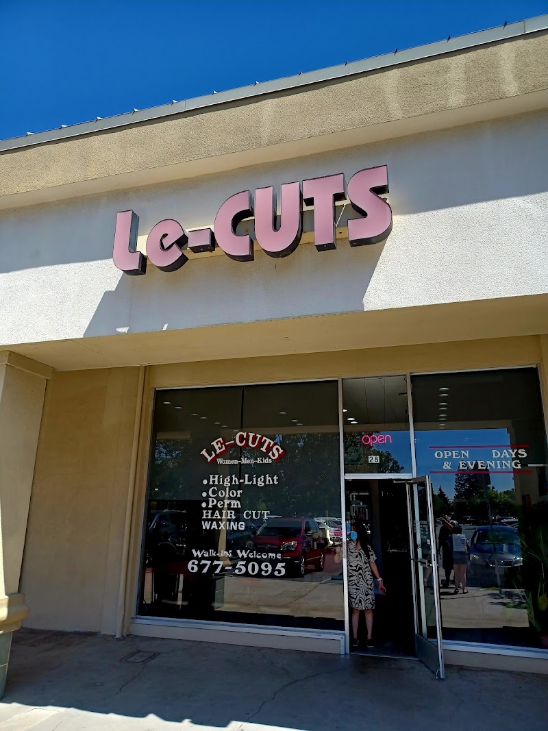 Le Cuts Salon photo 2