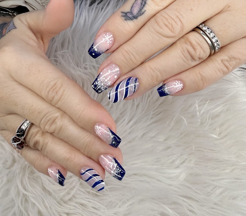 Trish's nails Salon | Nontoxic |Vegan |Organic photo 4