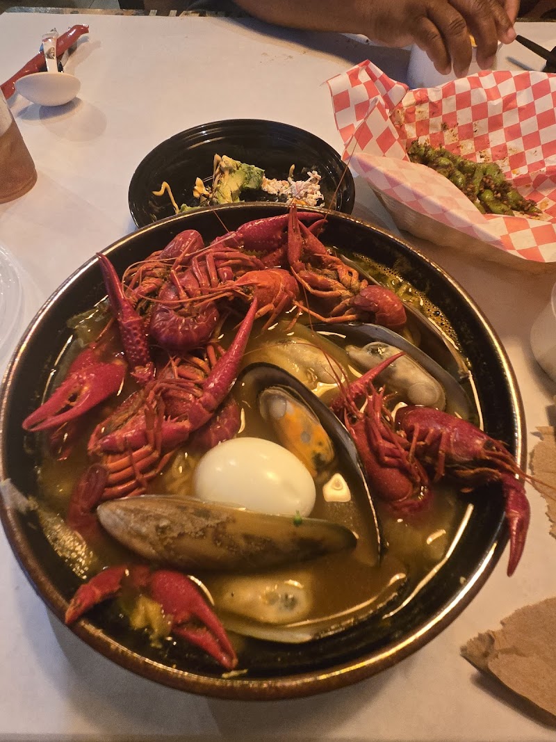 Harbor seafood Cajun house & Ramen photo 3
